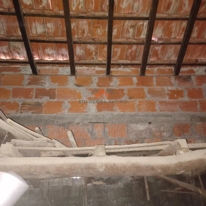 Moradia T2 para Venda em Bustos, Troviscal e Mamarrosa Foto 24