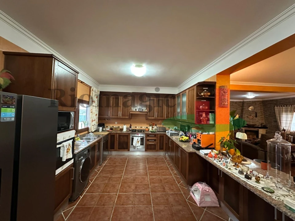 Moradia T3 para Venda em Rio Maior Foto 11