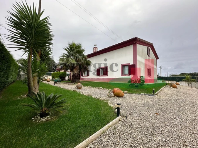 Moradia T3 para Venda em Rio Maior Foto 38