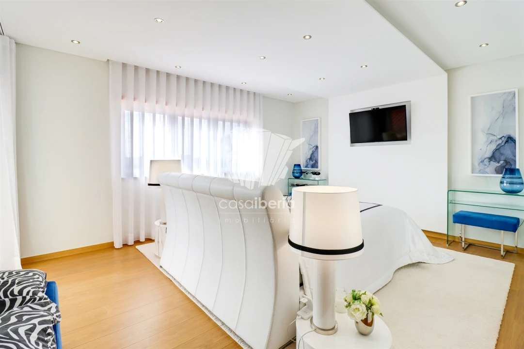 Moradia T4 para Venda em Santo Estêvão Foto 16