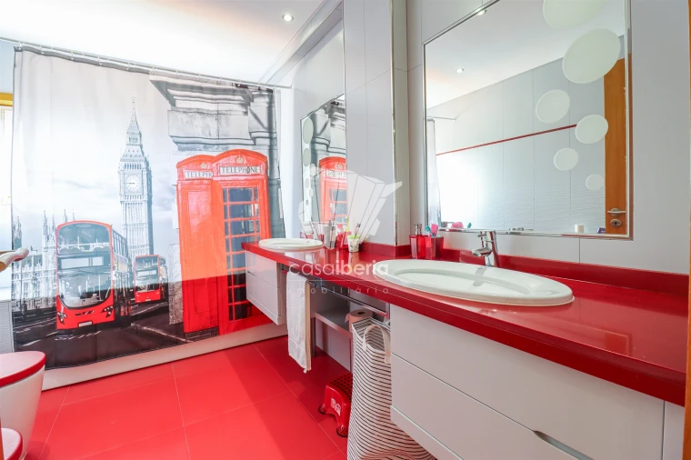 Moradia T4 para Venda em Santo Estêvão Foto 7