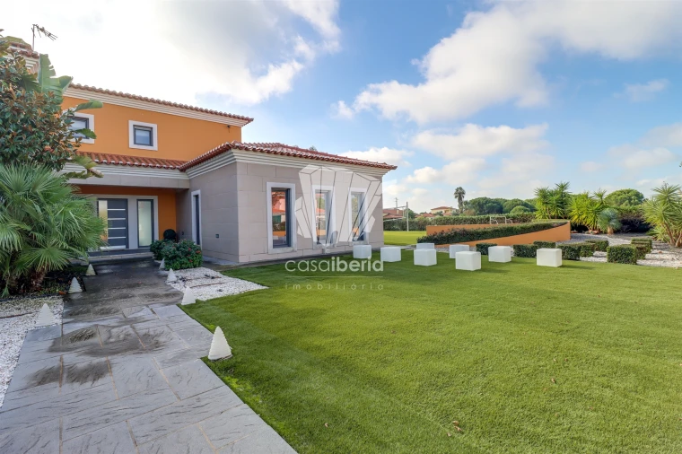 Moradia T4 para Venda em Santo Estêvão Foto 58