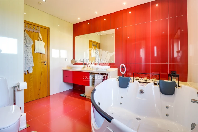 Moradia T4 para Venda em Santo Estêvão Foto 22