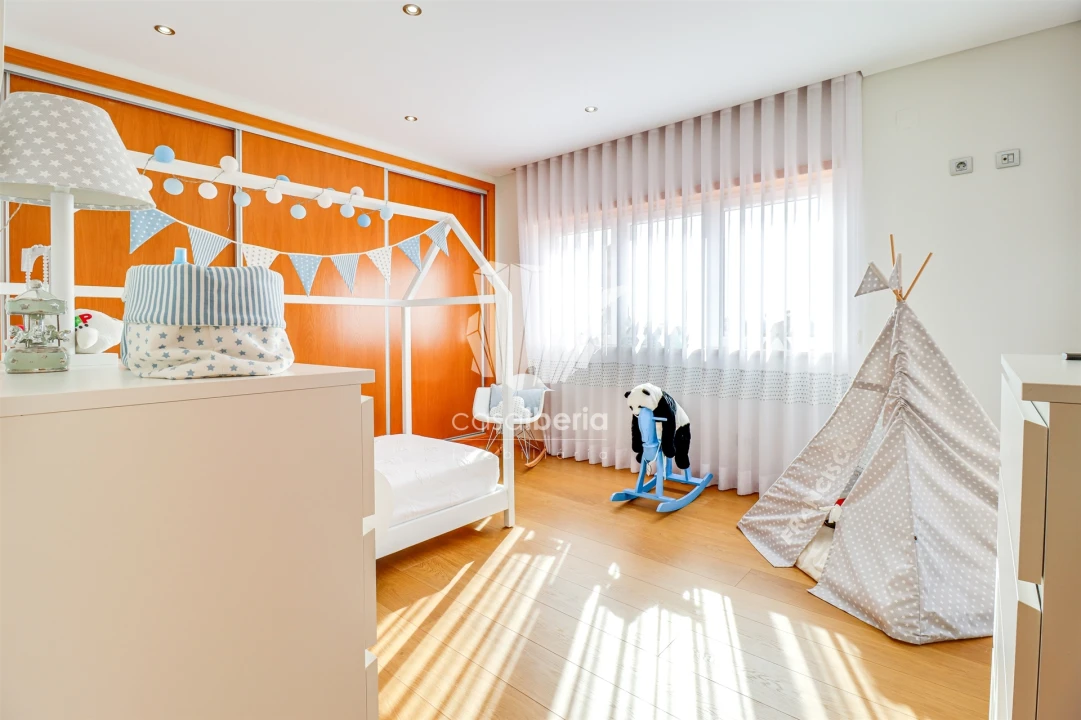 Moradia T4 para Venda em Santo Estêvão Foto 11