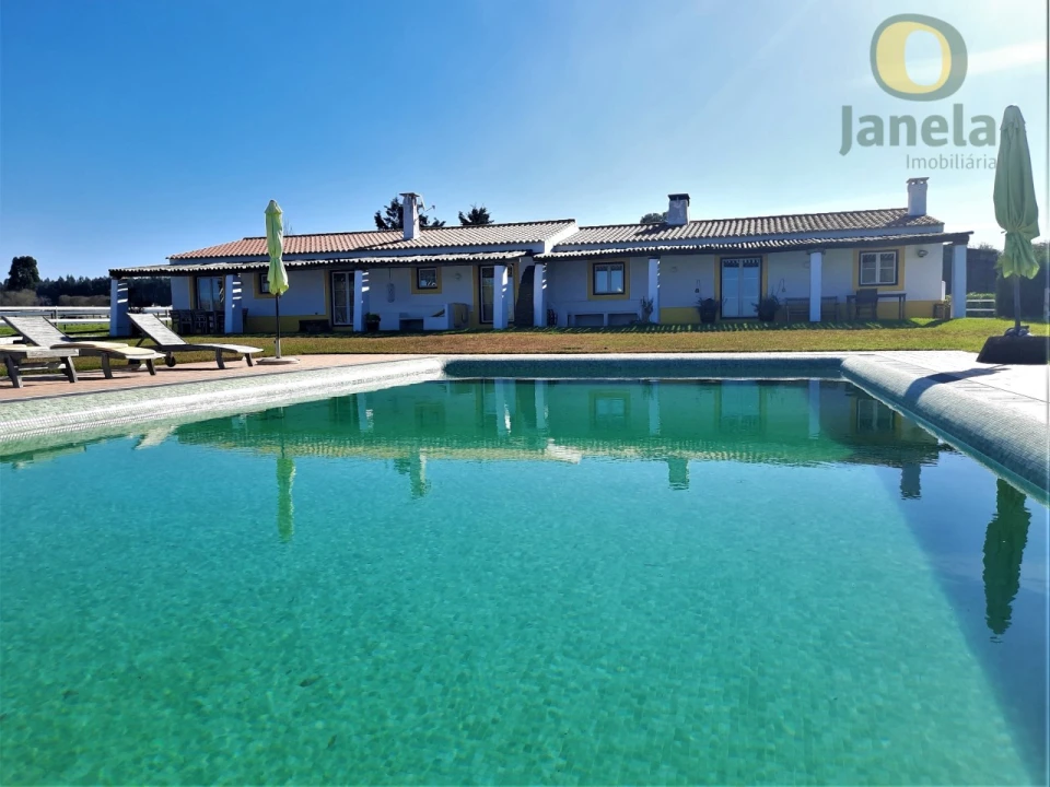 Quinta T9 para Venda em São Teotónio Foto 9