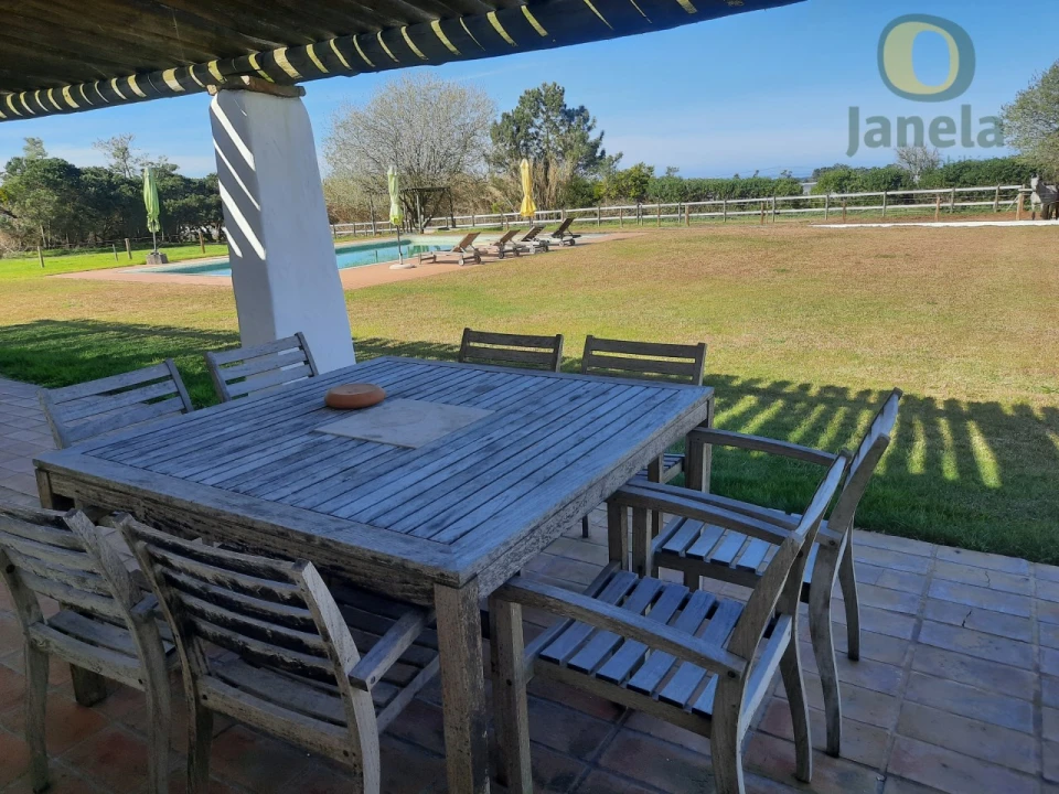 Quinta T9 para Venda em São Teotónio Foto 37