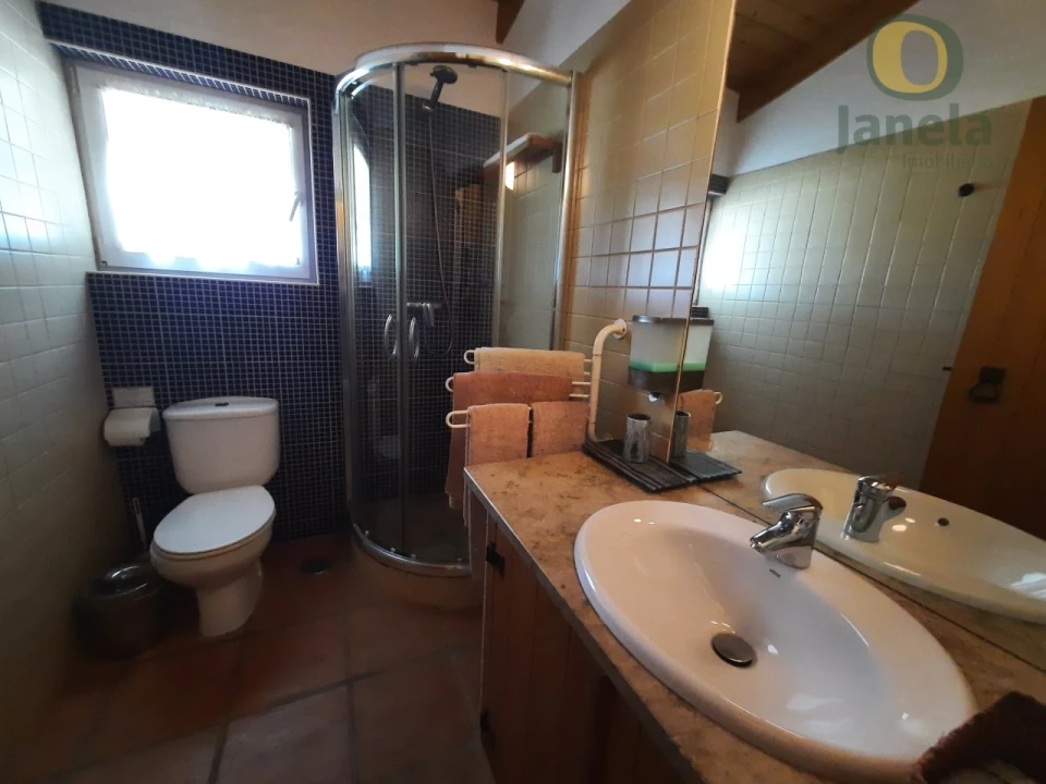 Quinta T9 para Venda em São Teotónio Foto 51