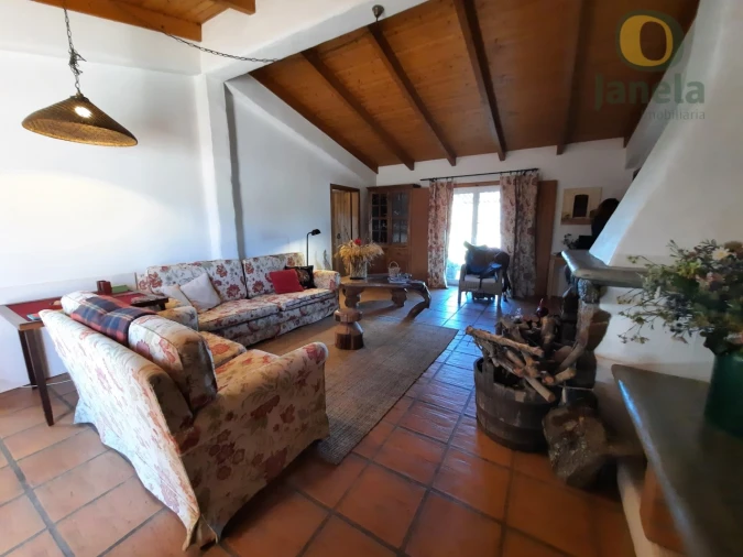 Quinta T9 para Venda em São Teotónio Foto 15