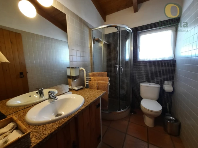 Quinta T9 para Venda em São Teotónio Foto 39