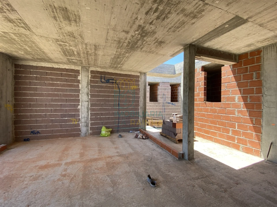 Moradia T2 para Venda em Tornada e Salir do Porto Foto 9