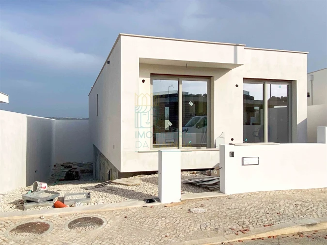 Moradia T2 para Venda em Tornada e Salir do Porto Foto 18