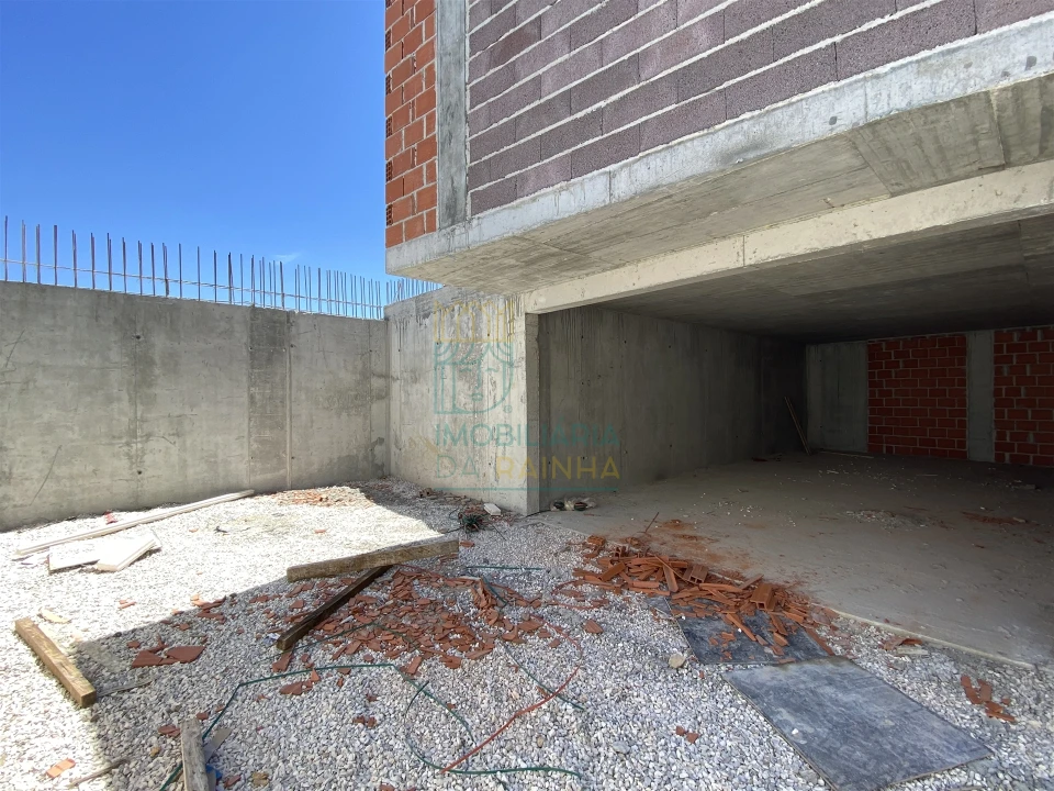 Moradia T2 para Venda em Tornada e Salir do Porto Foto 8