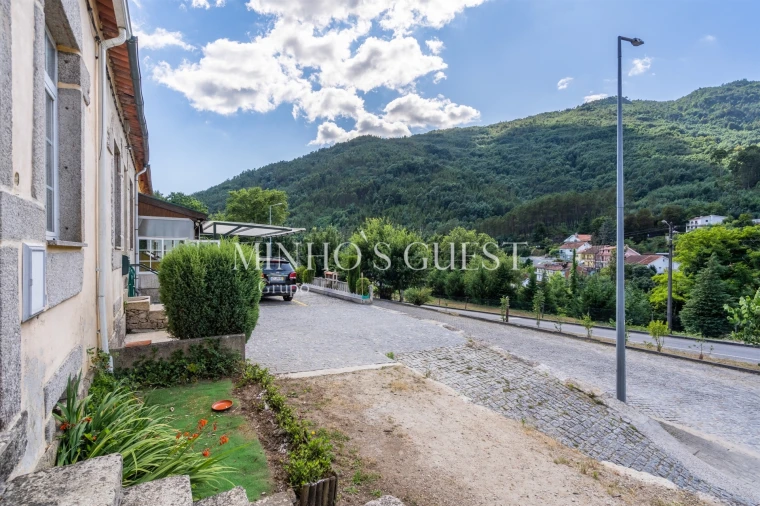 Moradia T2 para Venda em Vilar da Veiga Foto 5