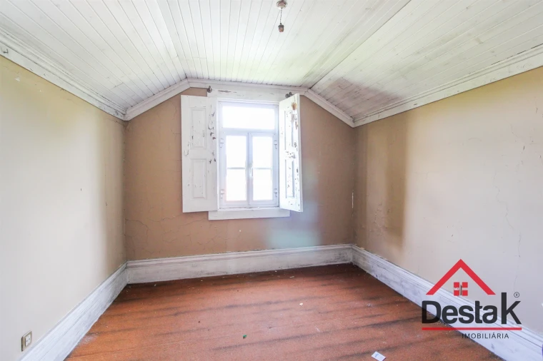 Moradia T5 para Venda em São Pedro do Sul, Várzea e Baiões Foto 4