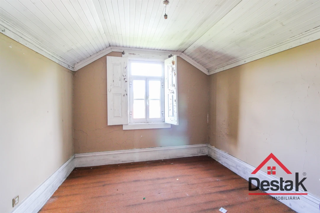 Moradia T5 para Venda em São Pedro do Sul, Várzea e Baiões Foto 3