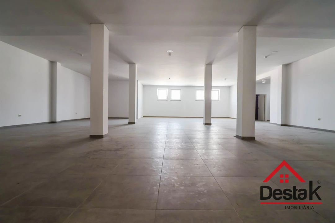 Loja para Venda em Viseu Foto 4