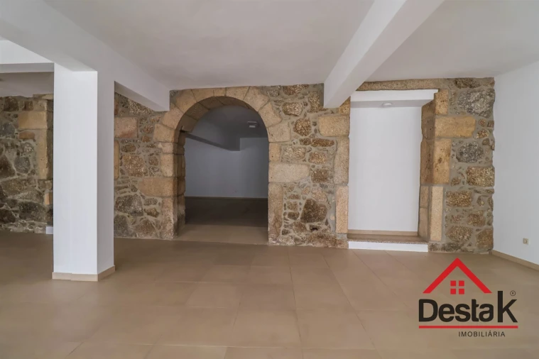 Loja para Venda em Viseu Foto 2