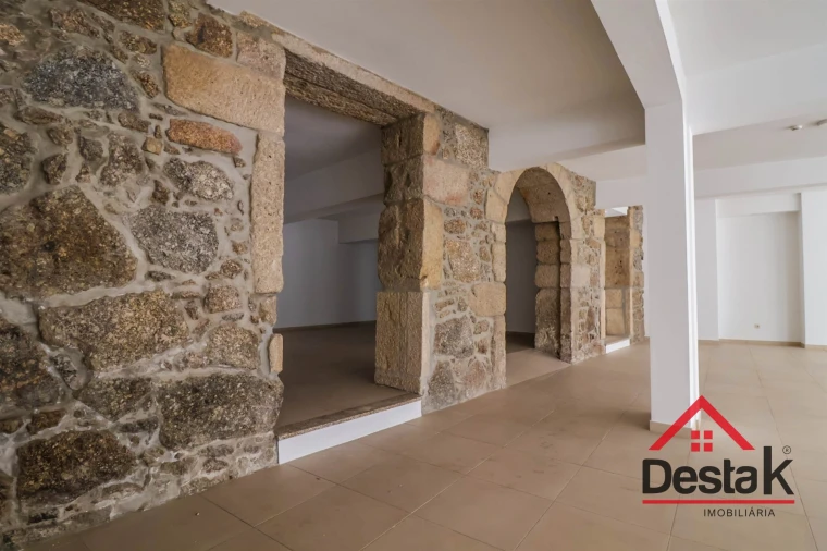 Loja para Venda em Viseu