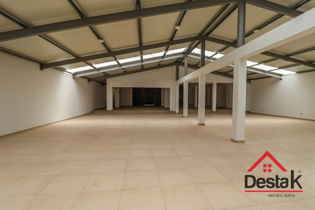 Loja para Venda em Viseu Foto 7