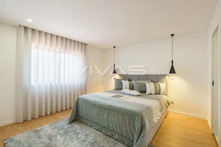 Moradia T4 para Venda em Turiz Foto 20