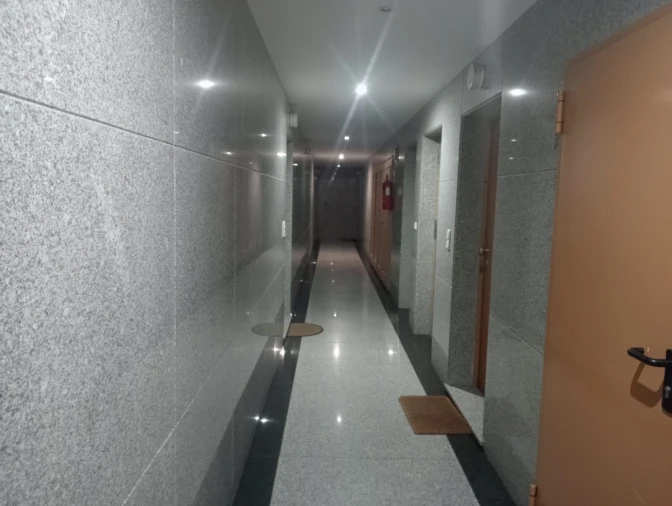 Apartamento T2 para Venda em Alfena Foto 6