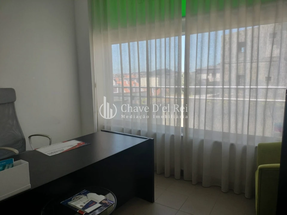 Loja para Arrendamento em Viseu Foto 12