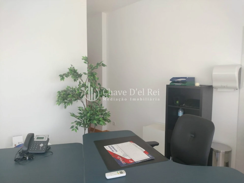 Loja para Arrendamento em Viseu Foto 15