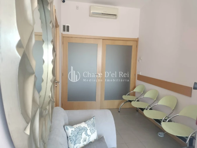 Loja para Arrendamento em Viseu Foto 8