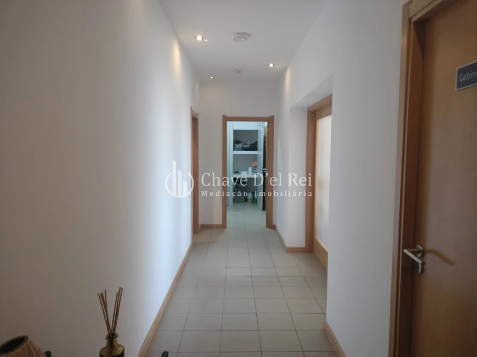 Loja para Arrendamento em Viseu Foto 16