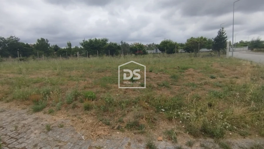 Terreno para Venda em Cabanas de Viriato Foto 9