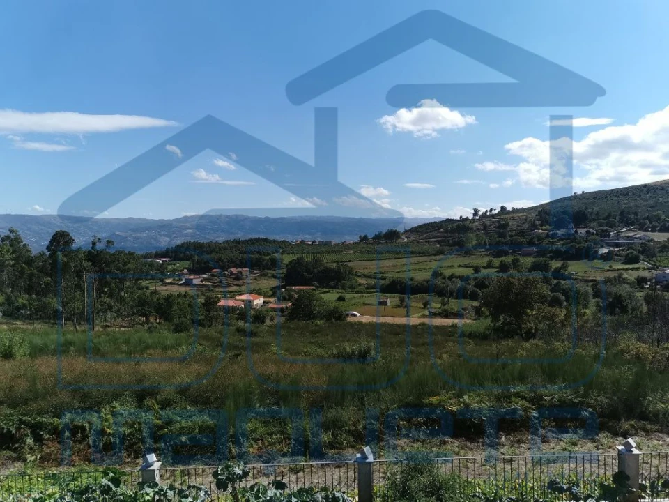 Quinta T2 para Venda em Gestaço Foto 3