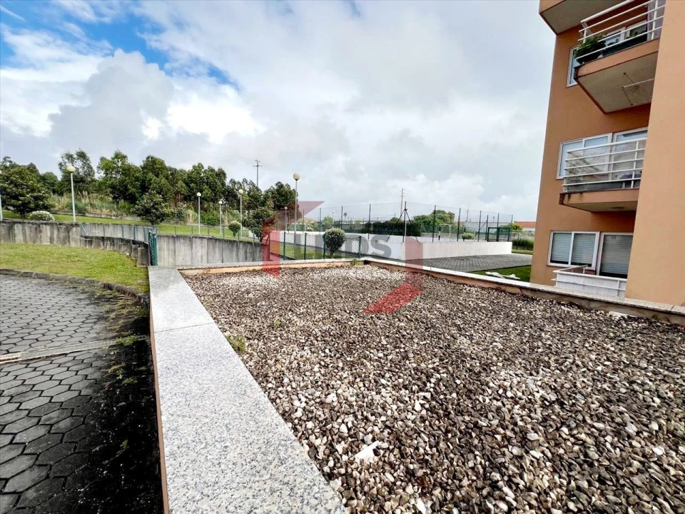 Apartamento T3 para Venda em Canelas Foto 12