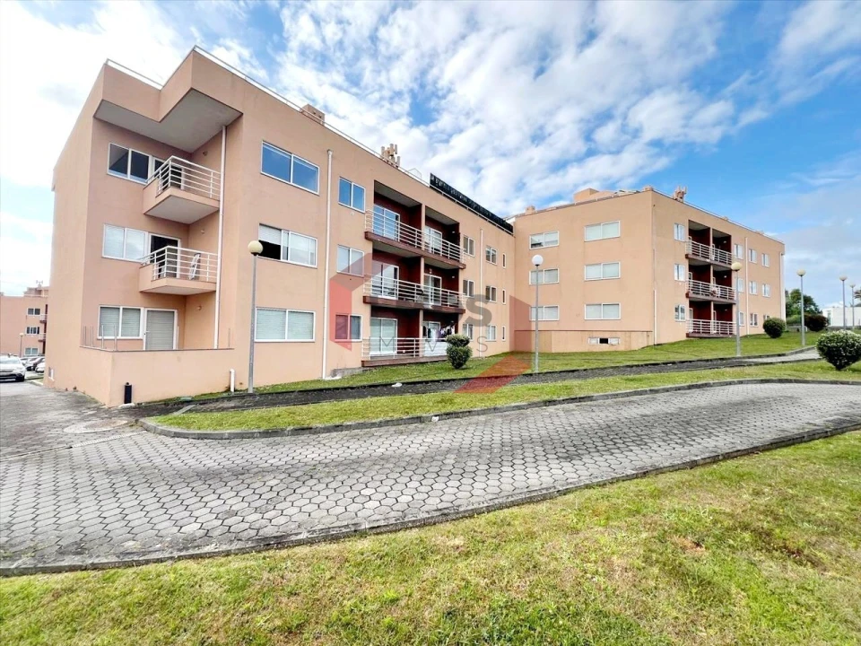 Apartamento T3 para Venda em Canelas Foto 1