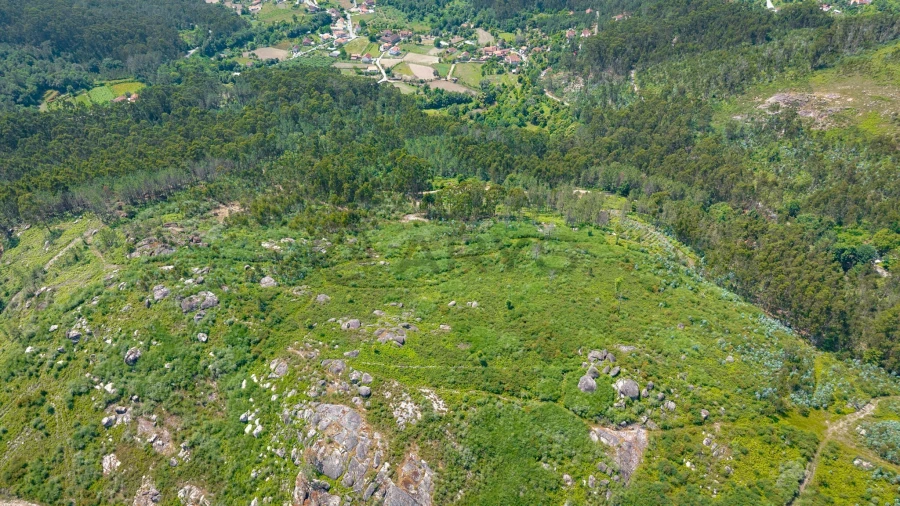 Terreno para Venda em Sande, Vilarinho, Barros e Gomide Foto 3