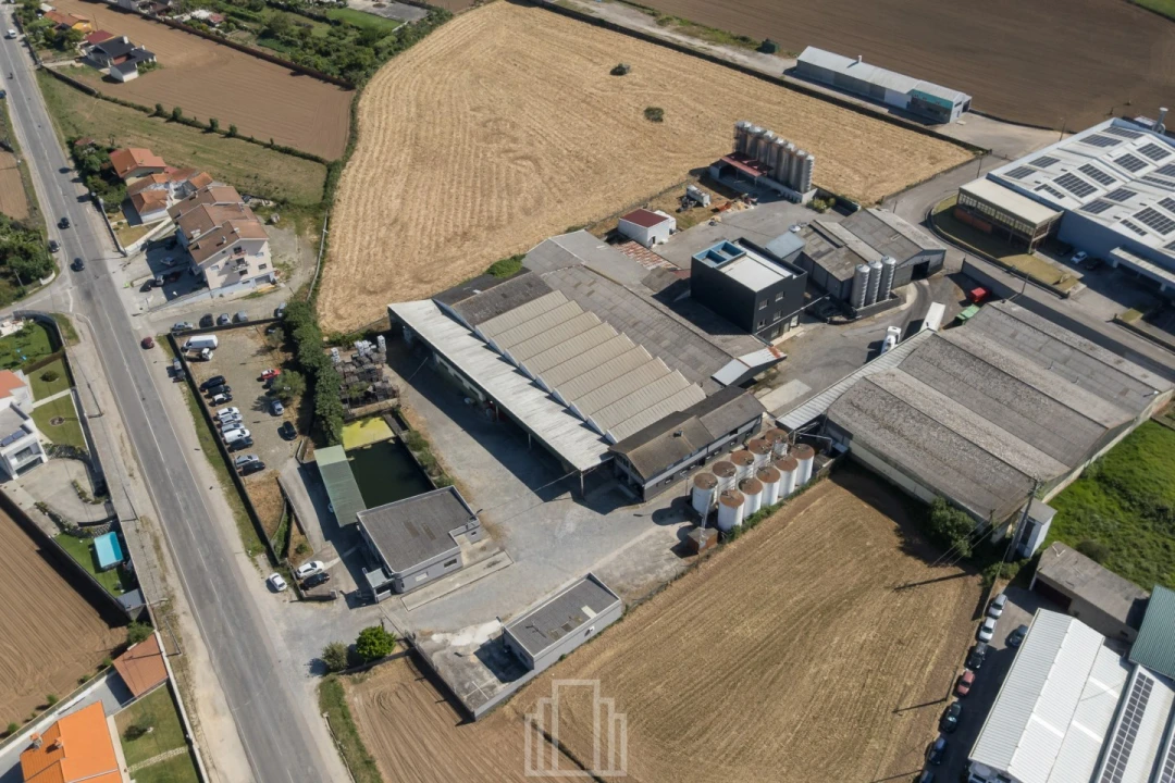 Armazém para Arrendamento em Avanca Foto 8