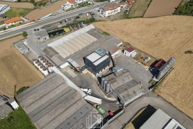 Armazém para Arrendamento em Avanca Foto 10