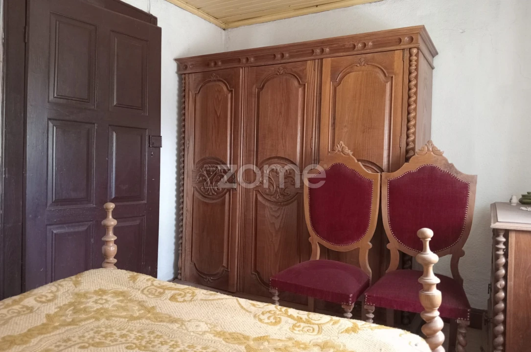 Moradia T5 para Venda em Miranda do Douro Foto 11