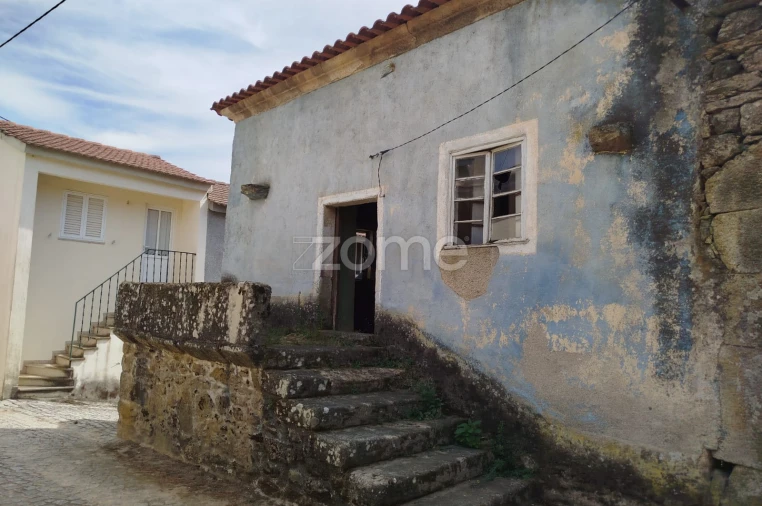 Prédio para Venda em Satão Foto 2