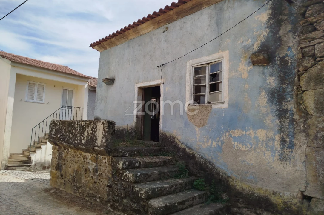 Prédio para Venda em Satão Foto 2