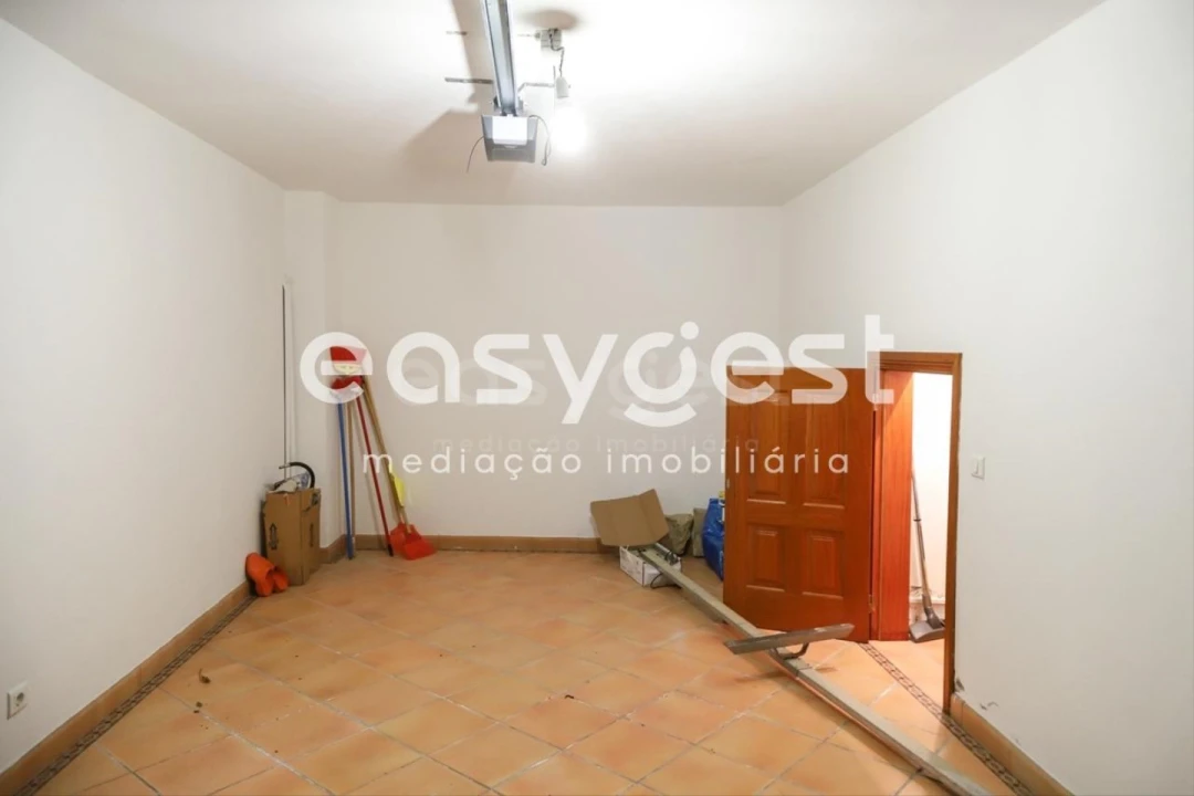 Moradia T2 para Venda em Castelo Bom Foto 3