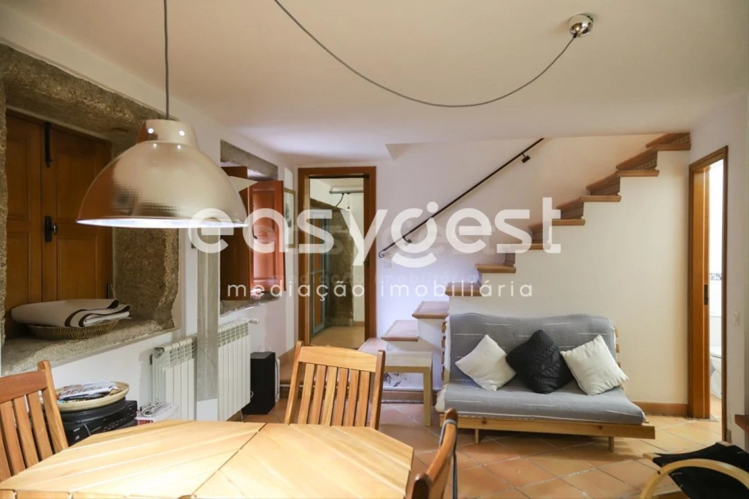 Moradia T2 para Venda em Castelo Bom Foto 8