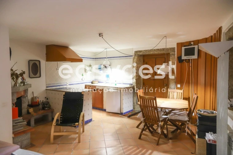 Moradia T2 para Venda em Castelo Bom Foto 10