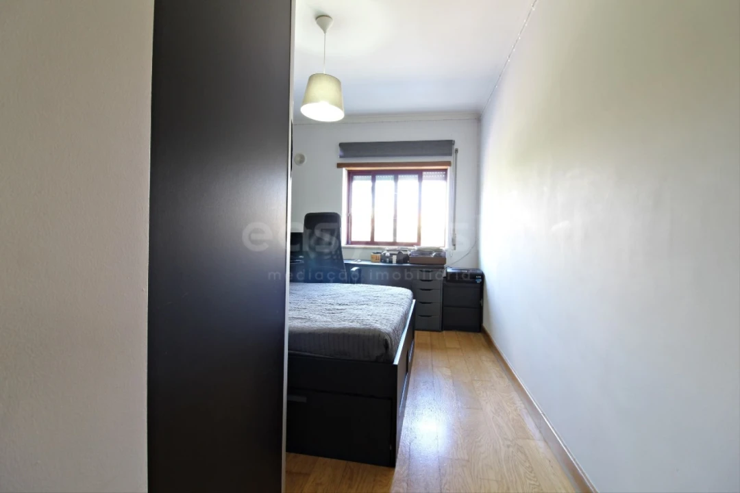 Apartamento T4 para Venda em Almada, Cova da Piedade, Pragal e Cacilhas Foto 25