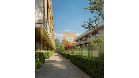 Apartamento T4 para Venda em Lordelo do Ouro e Massarelos