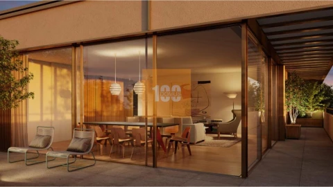 Apartamento T4 para Venda em Lordelo do Ouro e Massarelos