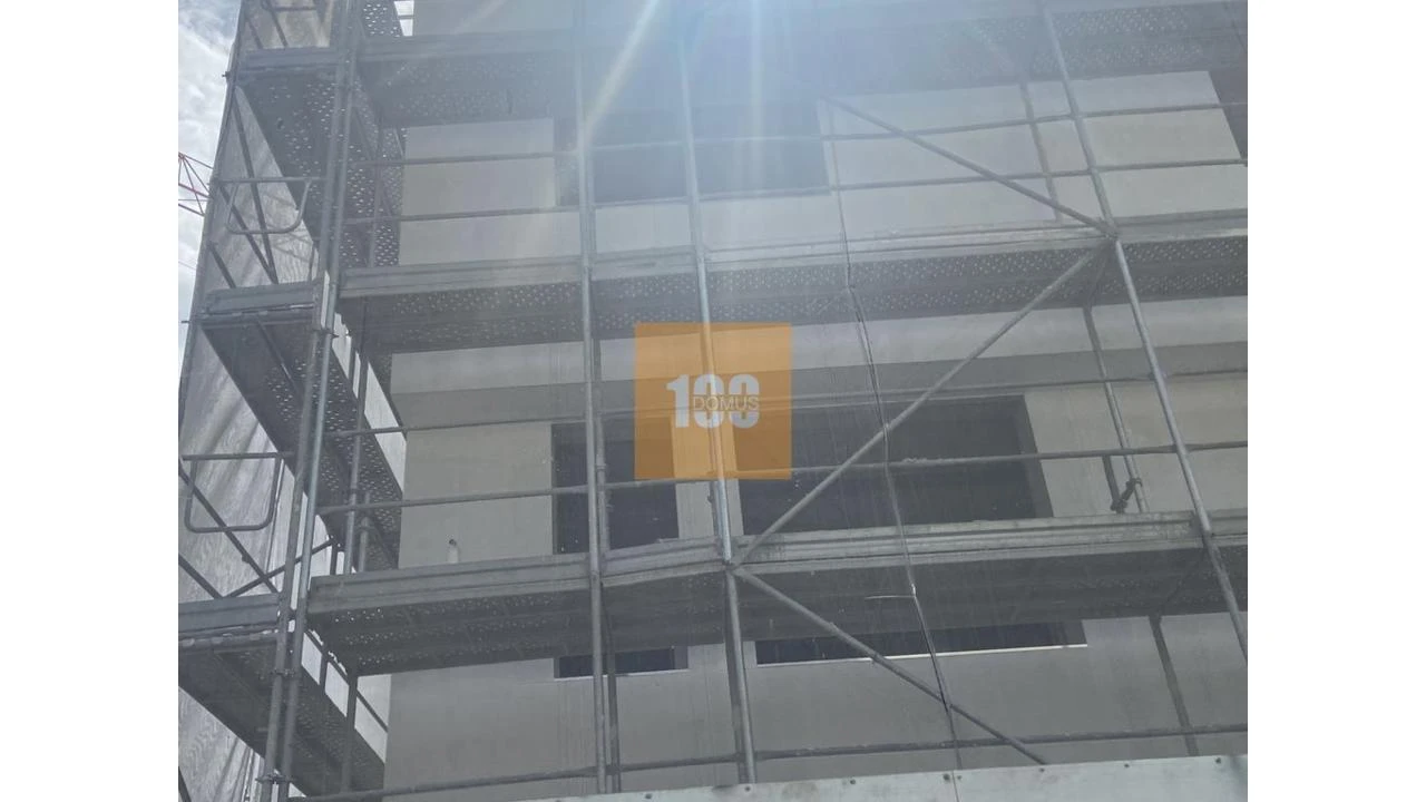 Apartamento T4 para Venda em Lordelo do Ouro e Massarelos Foto 33