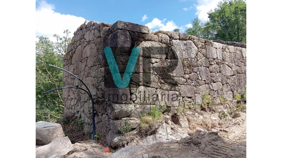 Moradia T2 para Venda em Cabril Foto 7