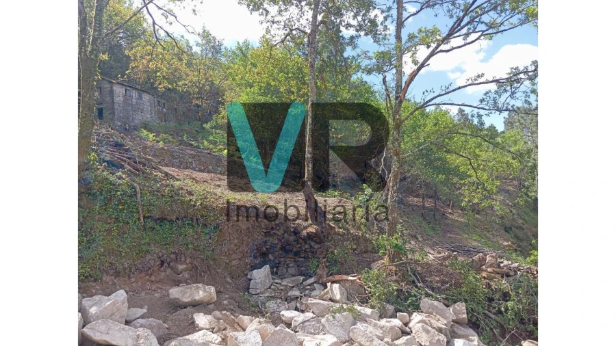 Moradia T2 para Venda em Cabril Foto 11