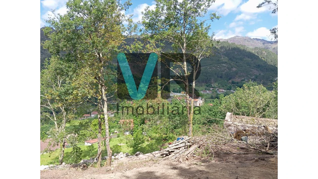 Moradia T2 para Venda em Cabril Foto 15