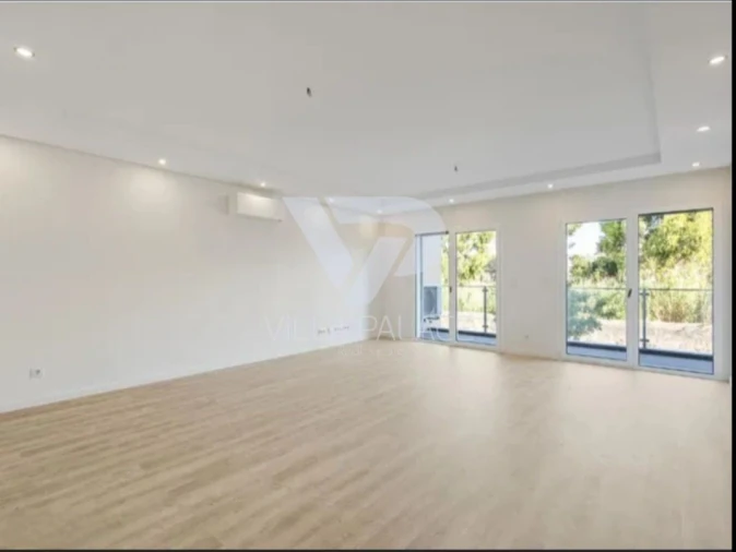 Apartamento T3 para Arrendamento em Carcavelos e Parede Foto 4